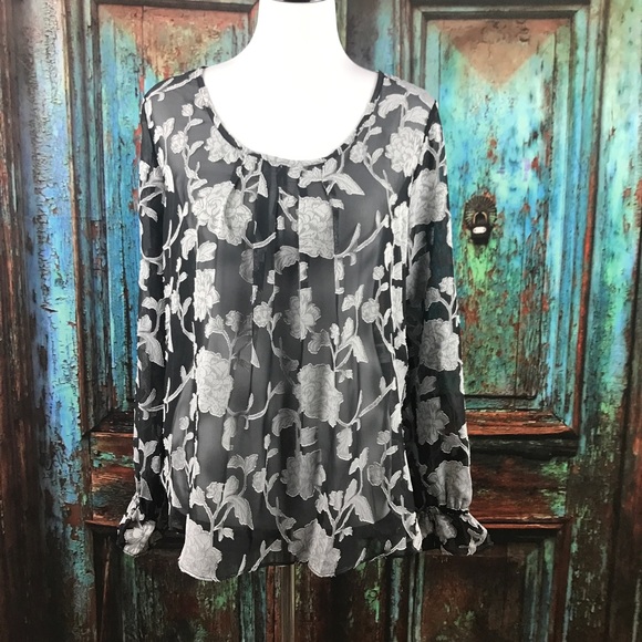 Joe Fresh - semi sheer Floral Burnout Blouse - Picture 2 of 8